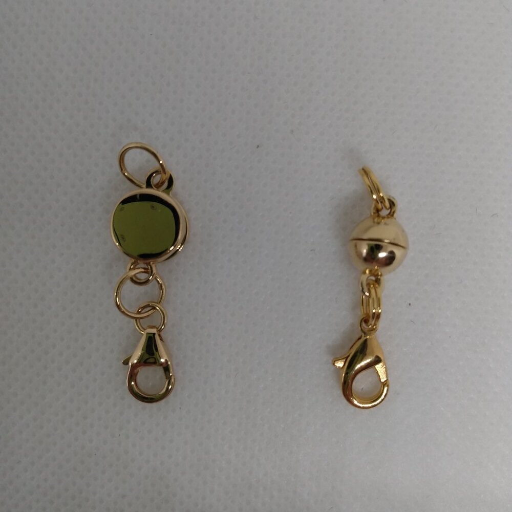 2, magnetic clasps